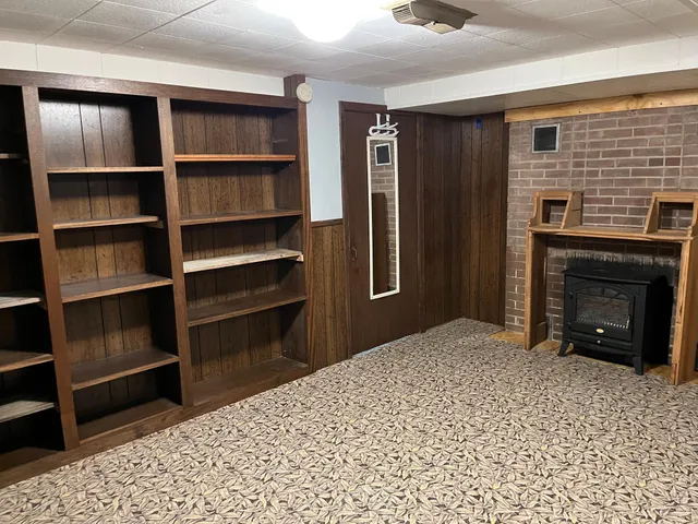 $179,000 | 651 River Road, Windom, MN 56101