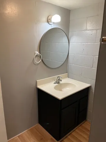 $179,000 | 651 River Road, Windom, MN 56101