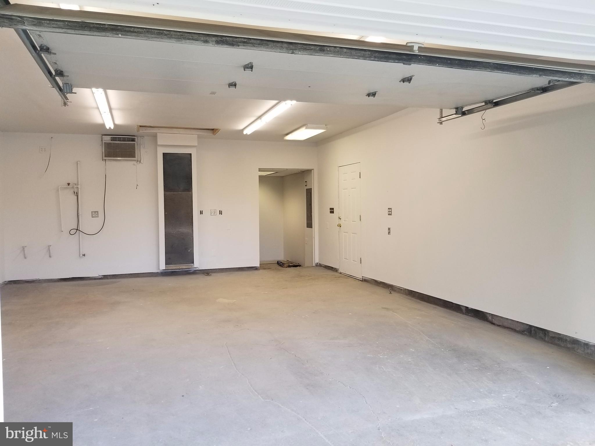 1902 Perryman Road Aberdeen, MD 21001 - Photo 28 of 28 20X33 Garage with workshop