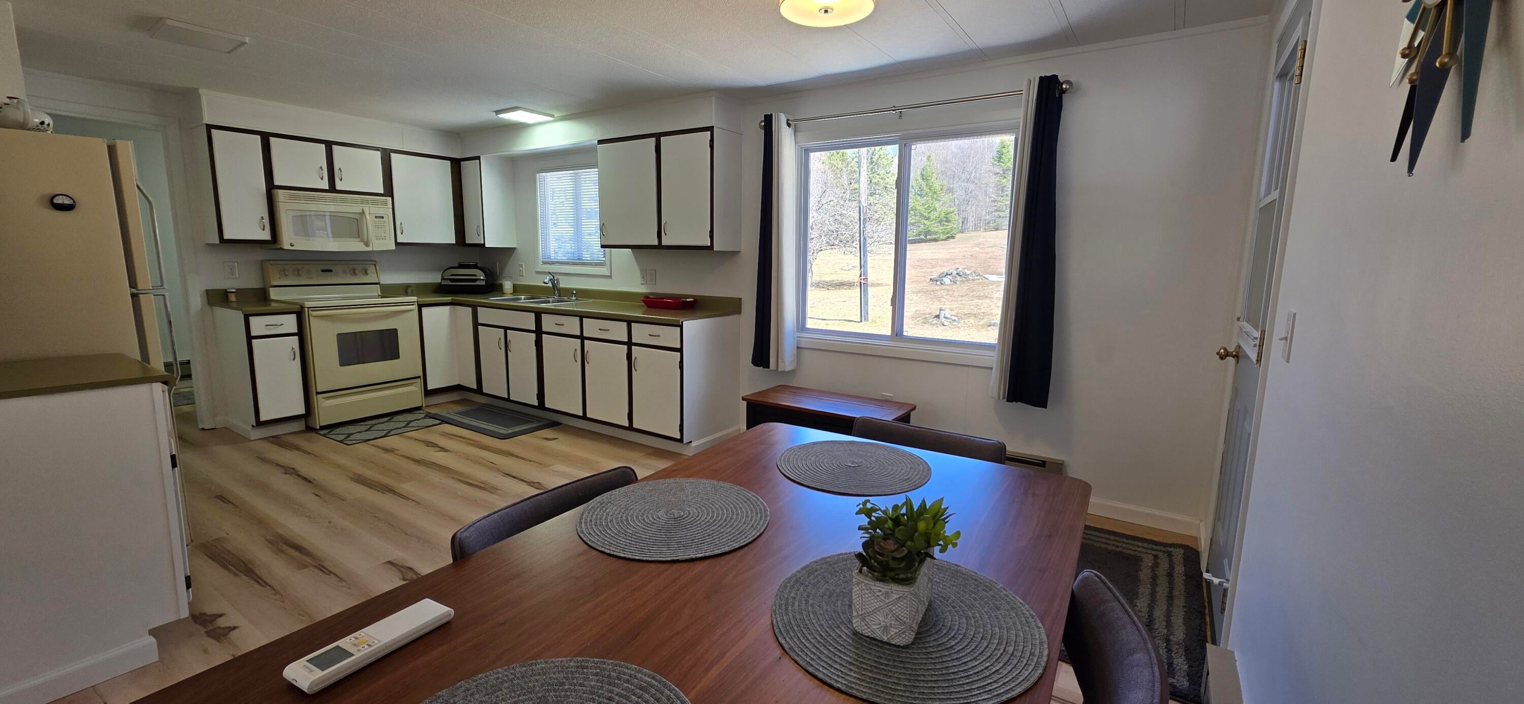 5505 North 3 Mile Road Hessel, MI 49745 - Photo 10 of 18 Kitchen