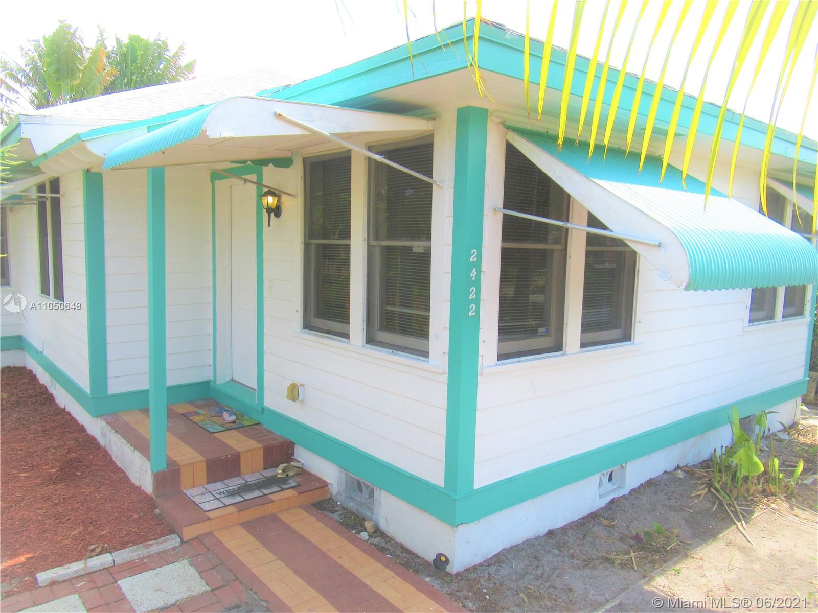 2422 Wilson Street Hollywood, FL 33020 - Photo 2 of 30