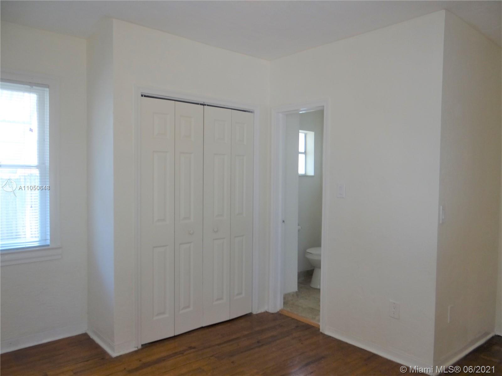 2422 Wilson Street Hollywood, FL 33020 - Photo 18 of 30