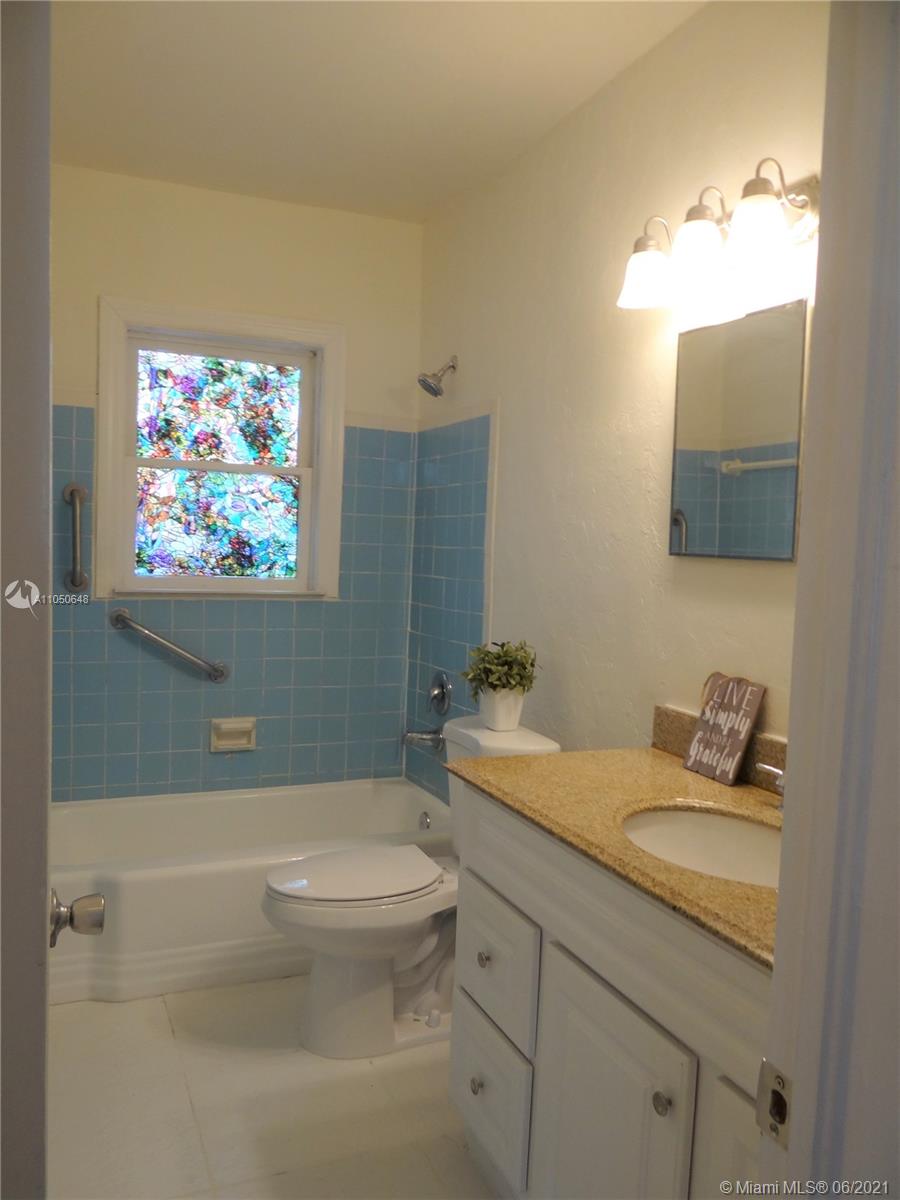 2422 Wilson Street Hollywood, FL 33020 - Photo 22 of 30