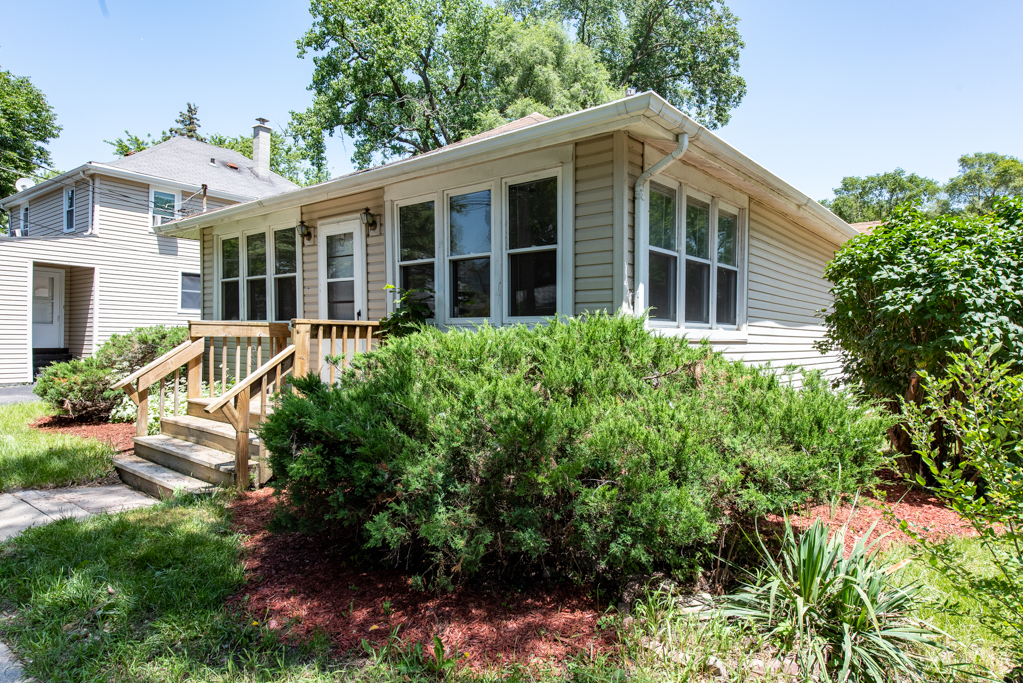 46 Tremont Road Fox Lake, IL 60020 - Photo 17 of 19 a front view of a house with a yard