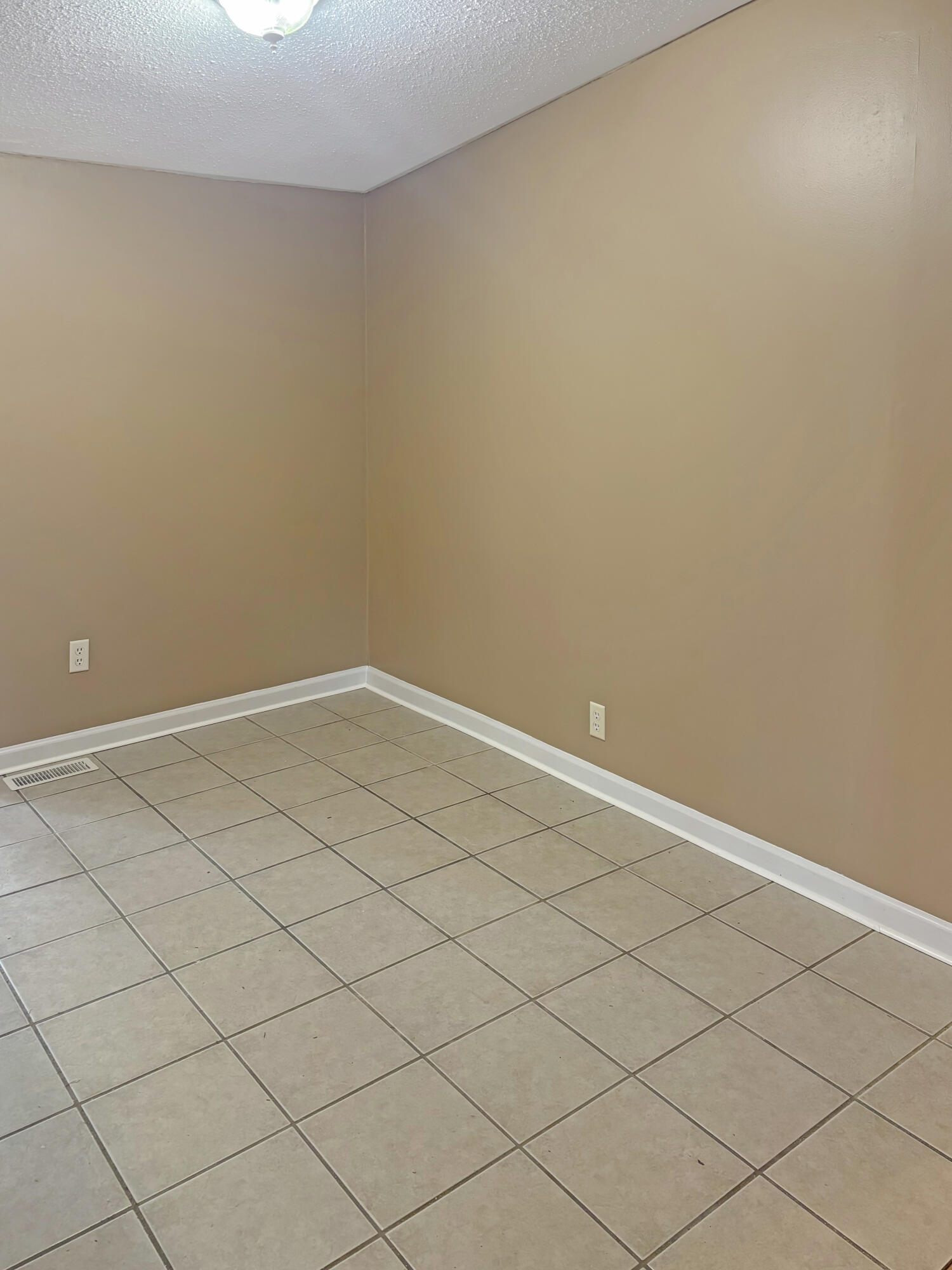 11320 Melanie Lane Georgetown, TN 37336 - Photo 7 of 23 IMG_3526