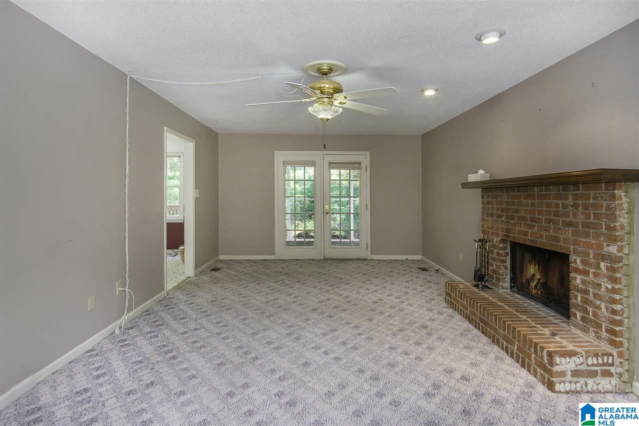 115 Tradewinds Circle Alabaster, AL 35007 - Photo 3 of 27