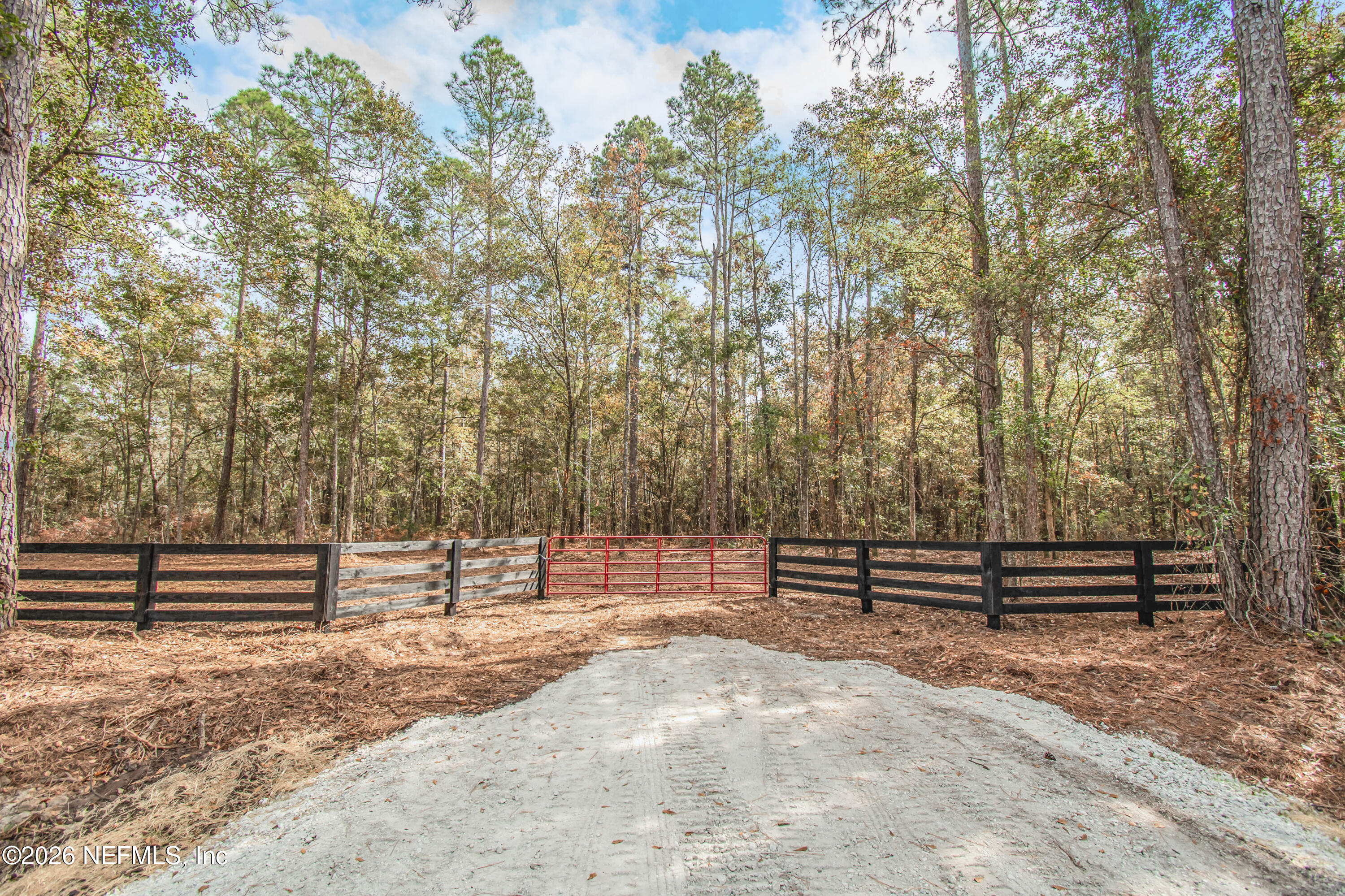 14374 C R 124 Sanderson, FL 32087 - Photo 1 of 5 untitled-6328copy