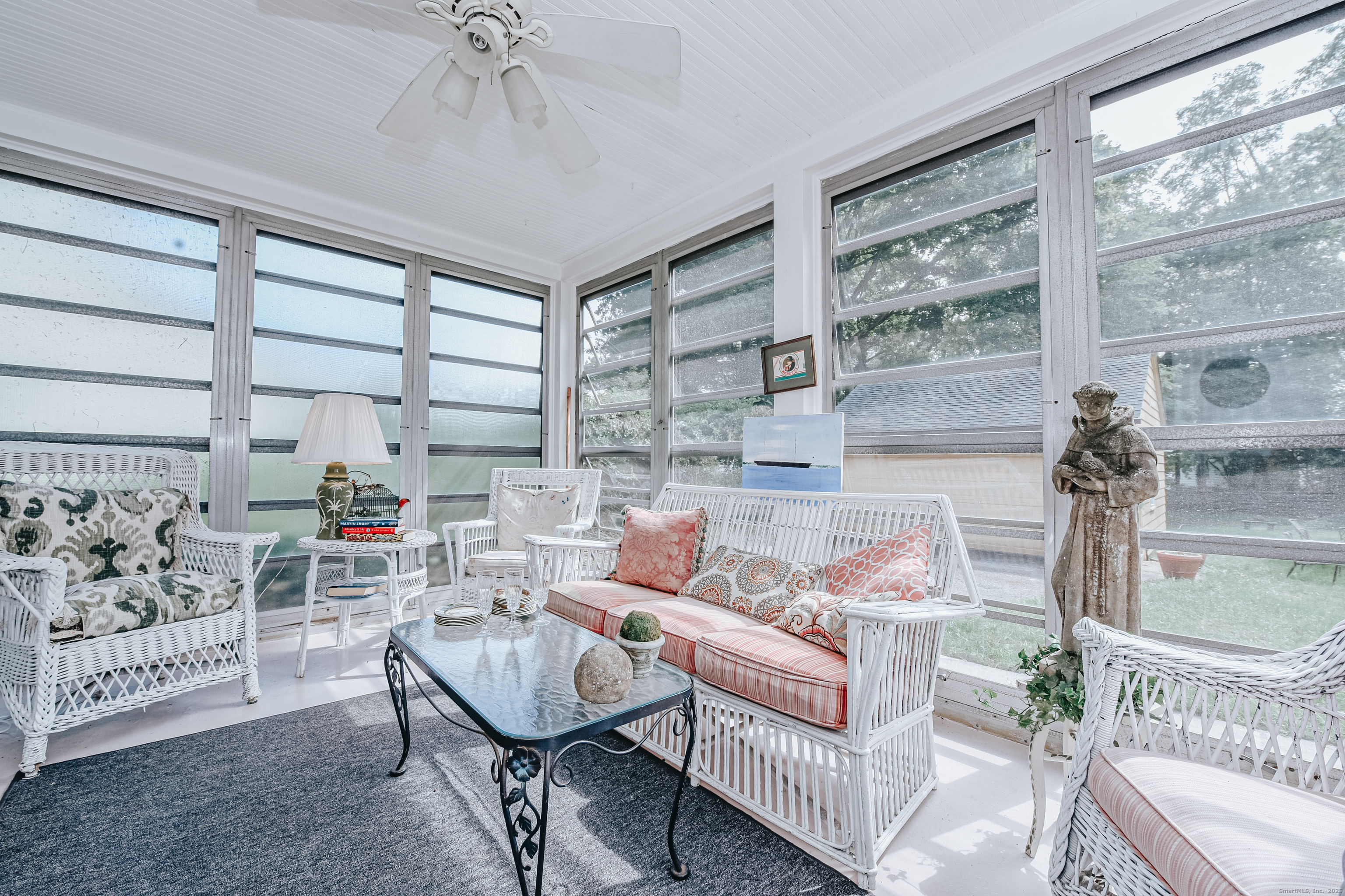 61 Villa Avenue Fairfield, CT 06825 - Photo 9 of 33