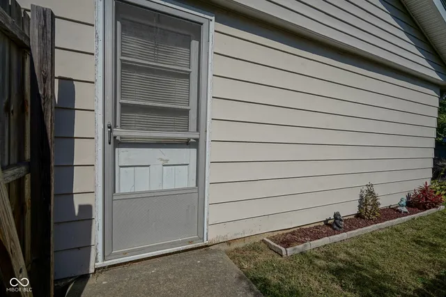 $214,000 | 2825 South Oxford Street, Indianapolis, IN 46203