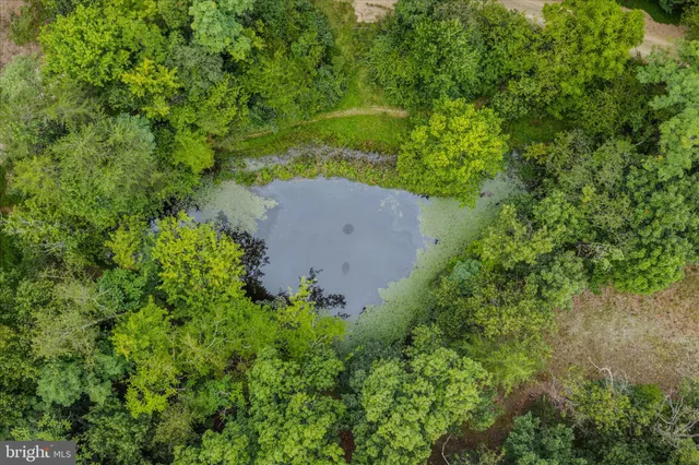 $275,000 | 35 Sleepy View Lane, Berkeley Springs, WV 25411