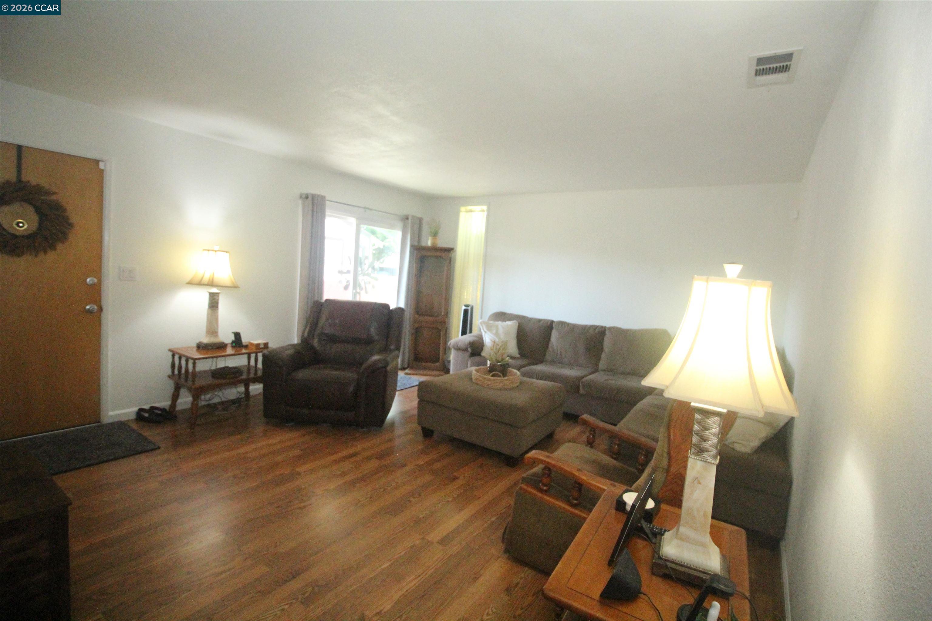 911 Benicia Road Vallejo, CA 94591 - Photo 22 of 23