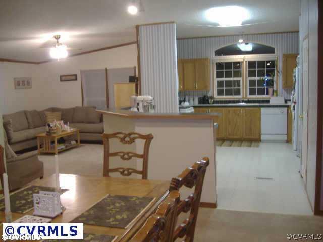 70 Mt Elba Road Columbia, VA 23038 - Photo 3 of 11 Dining Room - The dining area is open the living r