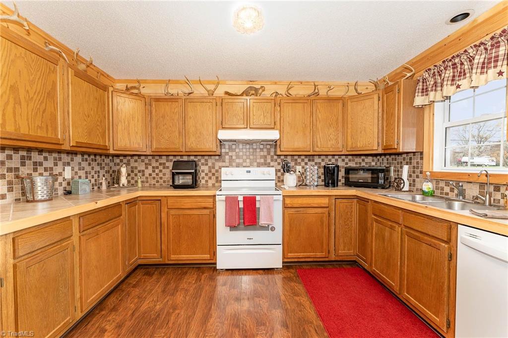 1673 Kepley Road Lexington, NC 27292 - Photo 8 of 26 Gallery Image 8