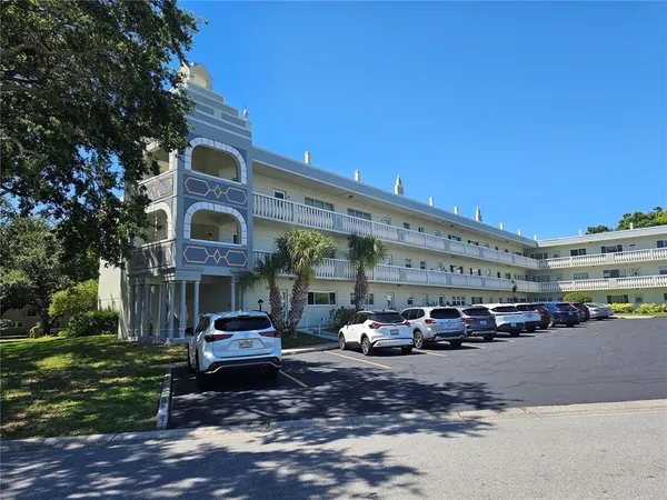 $1,500 | 2292 Costa Rican Drive, Unit 24, Clearwater, FL 33763