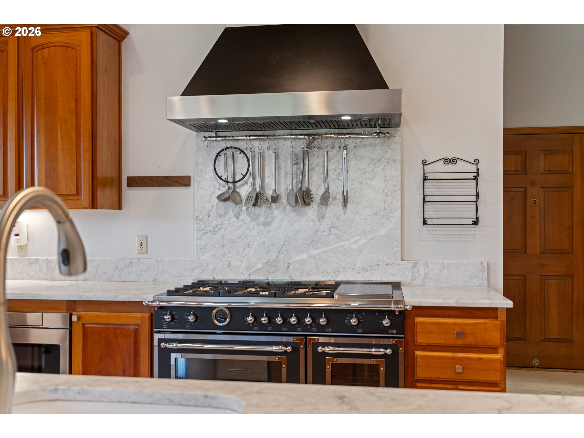 262 Beacon Highland Road East Stevenson, WA 98648 - Photo 9 of 48