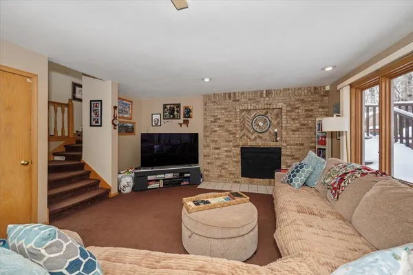 $545,000 | 2223 Leonard Street, Duluth, MN 55811