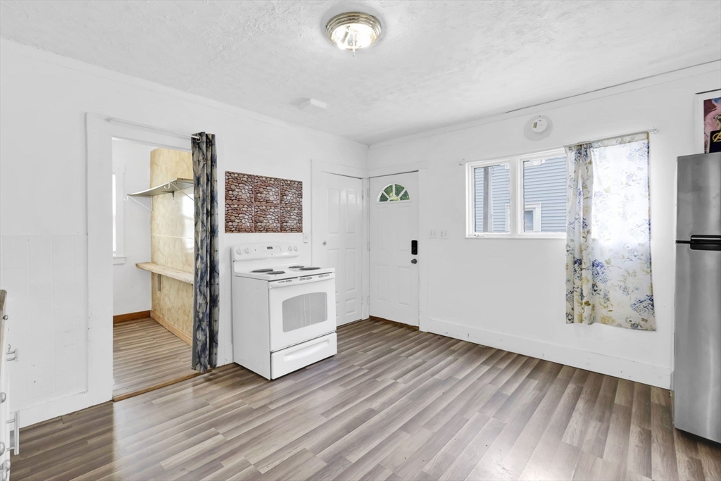 188-190 Commonwealth Avenue Springfield, MA 01108 - Photo 8 of 41
