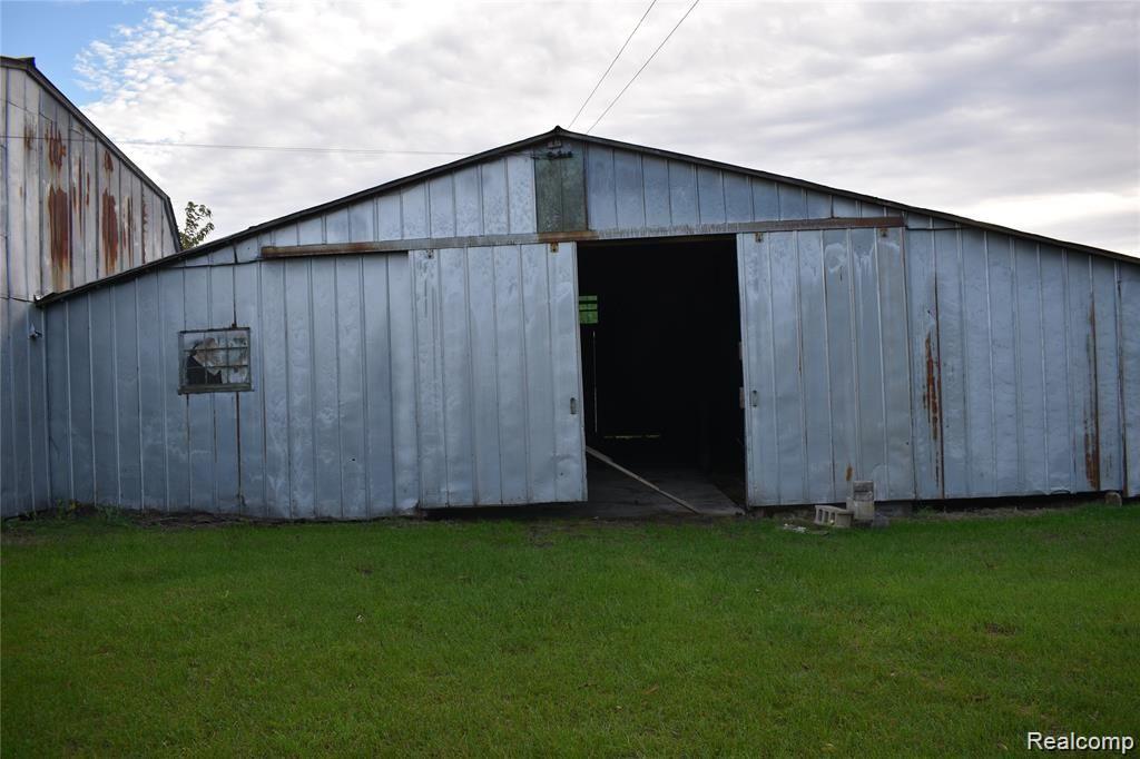 10611 Masters Road Memphis, MI 48041 - Photo 13 of 37