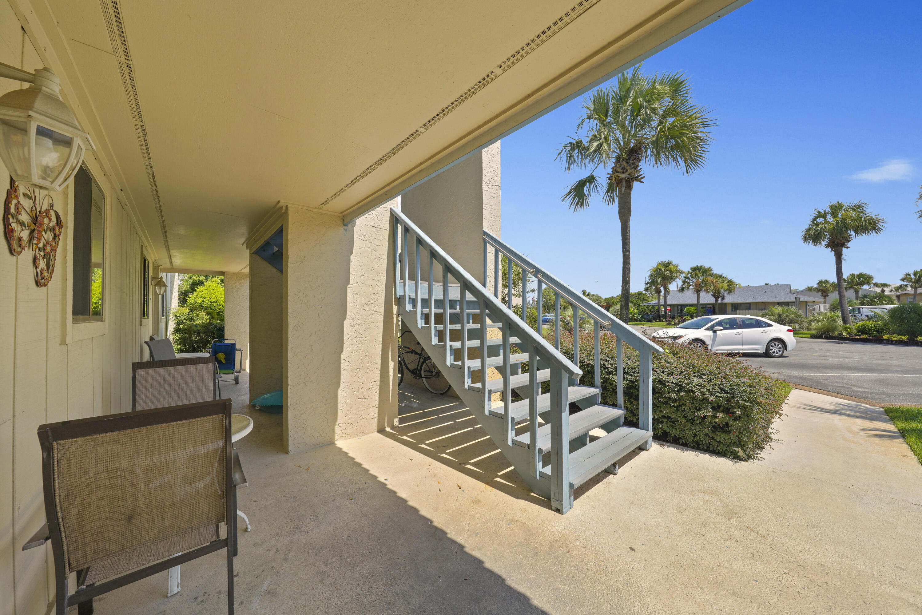 3755 Scenic Highway 98, Unit 1601 Destin, FL 32541 - Photo 4 of 50 a view of balcony with furniture