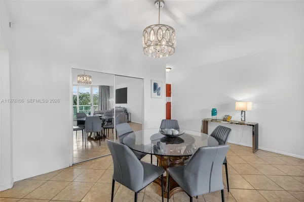 $2,700 | 3801 South Ocean Drive, Unit 4R, Hollywood, FL 33019
