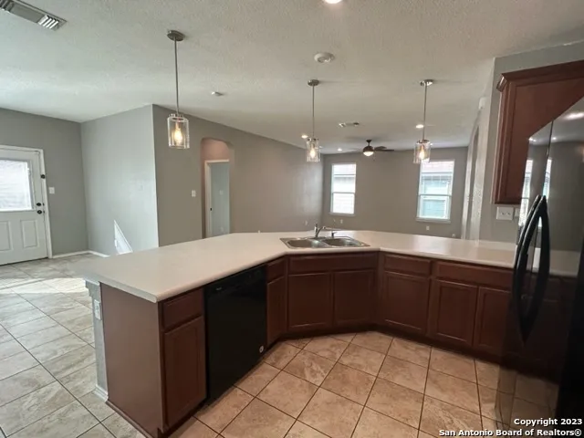 $1,600 | 7134 Palomino Bay, San Antonio, TX 78252