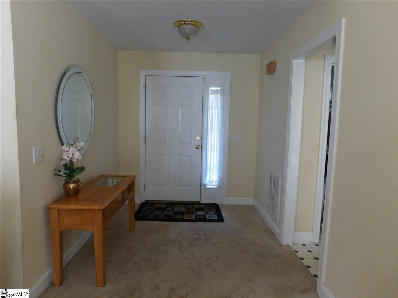 117 Madison Ridge Road Piedmont, SC 29673 - Photo 4 of 20 Gallery Image 4