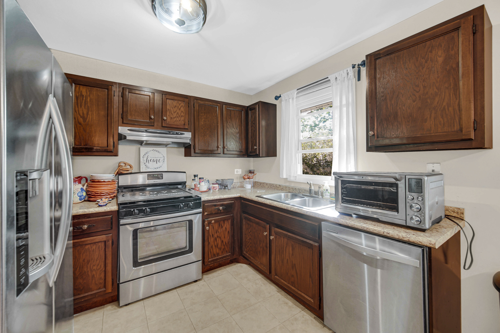 589 Arthur Drive Cary, IL 60013 - Photo 12 of 22