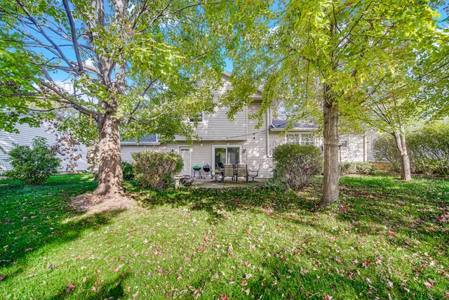 $360,000 | 589 Arthur Drive, Cary, IL 60013