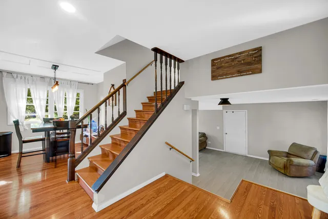 $360,000 | 589 Arthur Drive, Cary, IL 60013