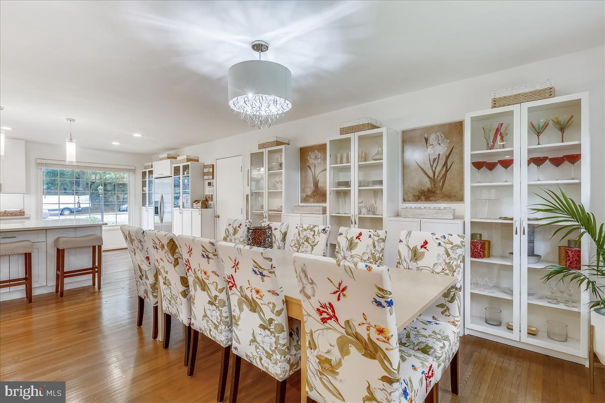 11405 Duryea Drive Potomac, MD 20854 - Photo 8 of 72 All white cabinetry conveys