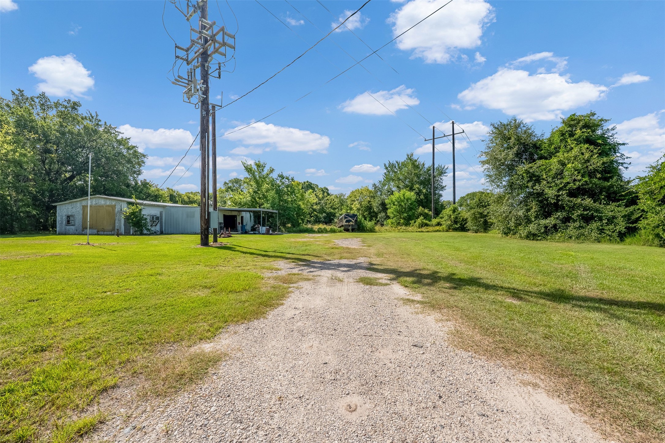 349 East N Highway Trinity, TX 75862 - Photo 8 of 25