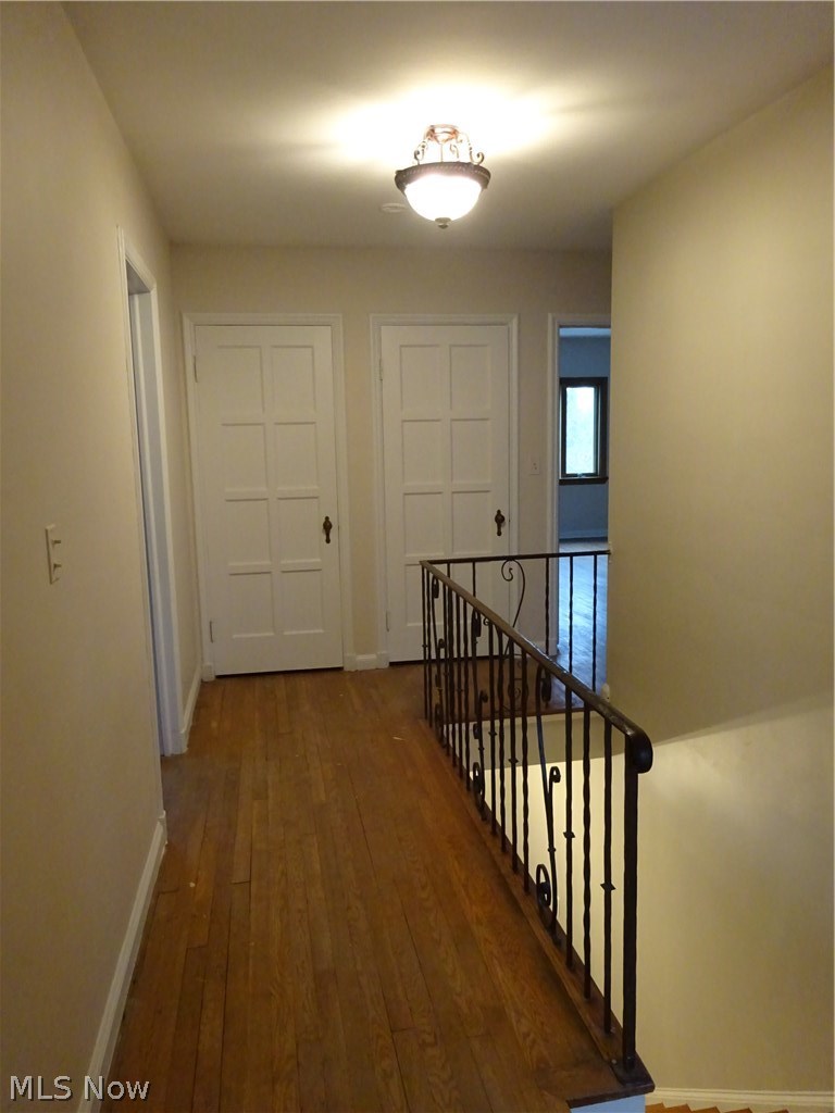 16003 Chadbourne Road Cleveland, OH 44120 - Photo 17 of 33