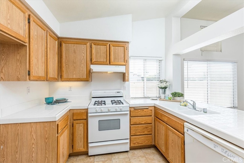 31635 Chelsea Way Temecula, CA 92592 - Photo 7 of 32