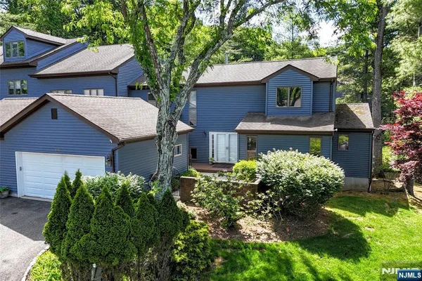 $975,000 | 143 Fisher Road, Mahwah, NJ 07430