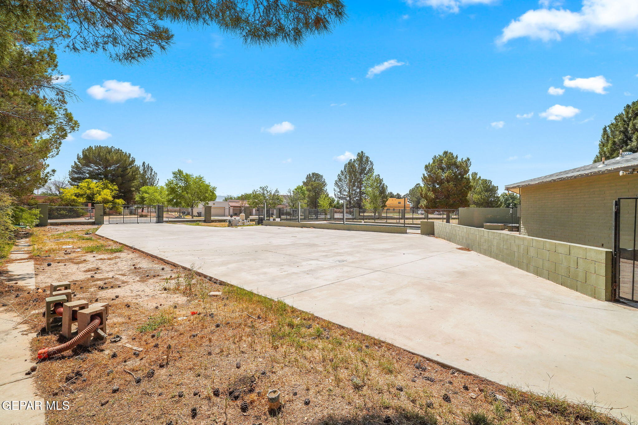 5300 Crawford Road Santa Teresa, NM 88008 - Photo 11 of 87 a view of an outdoor space and a yard
