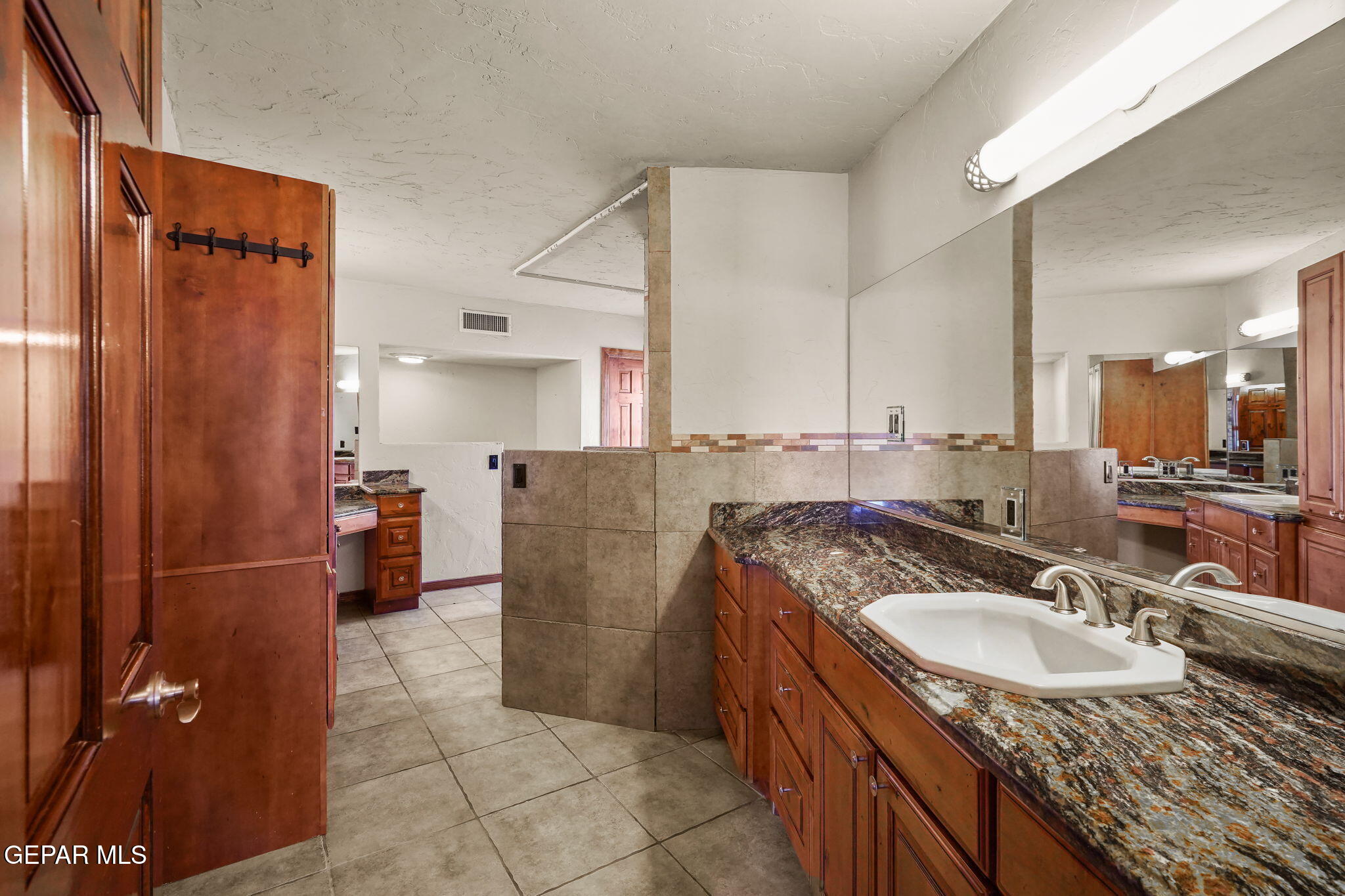 5300 Crawford Road Santa Teresa, NM 88008 - Photo 34 of 87 5300 Crawford Rd-31