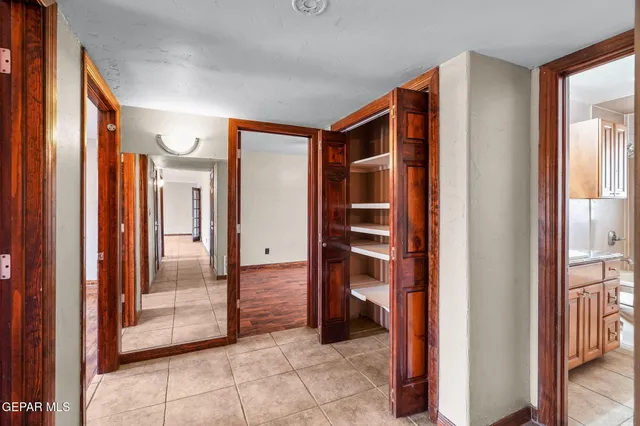 $549,950 | 5300 Crawford Road, Santa Teresa, NM 88008