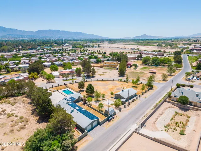 $549,950 | 5300 Crawford Road, Santa Teresa, NM 88008