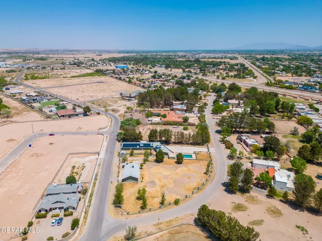 $549,950 | 5300 Crawford Road, Santa Teresa, NM 88008