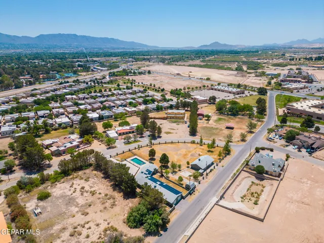 $549,950 | 5300 Crawford Road, Santa Teresa, NM 88008