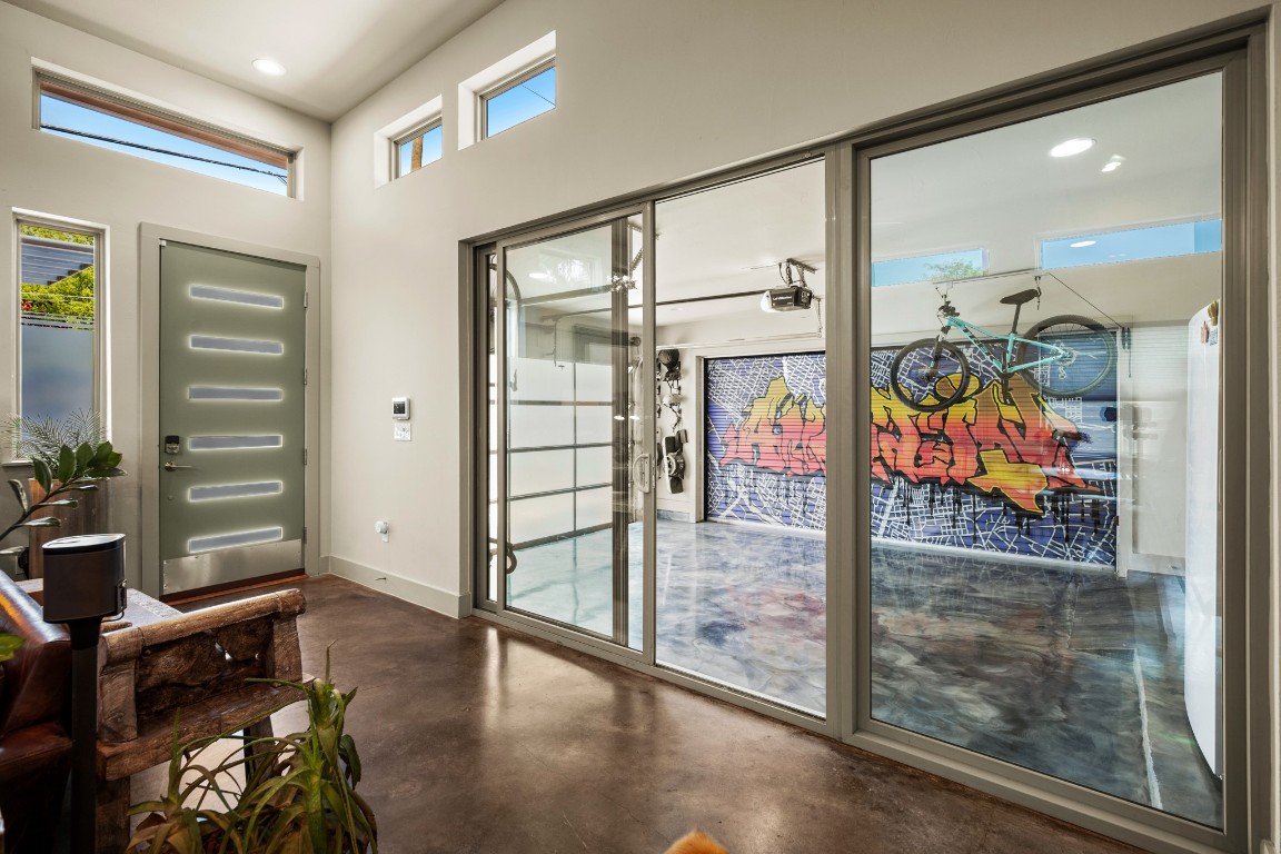 3005 East Martin Luther King Jr Boulevard Austin, TX 78702 - Photo 15 of 39 workspace