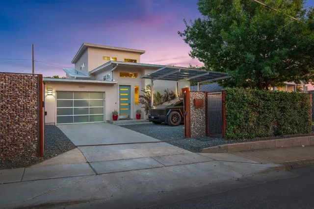 $5,400 | 3005 East Martin Luther King Jr Boulevard, Austin, TX 78702