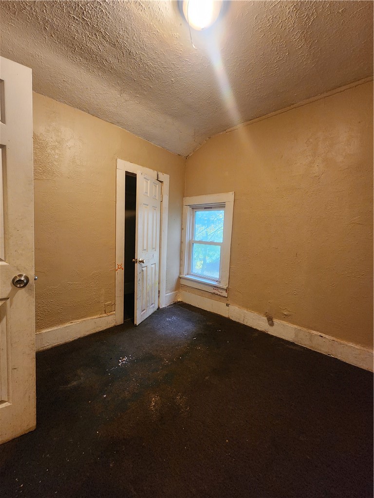 2 Hollister Street Rochester, NY 14605 - Photo 8 of 22
