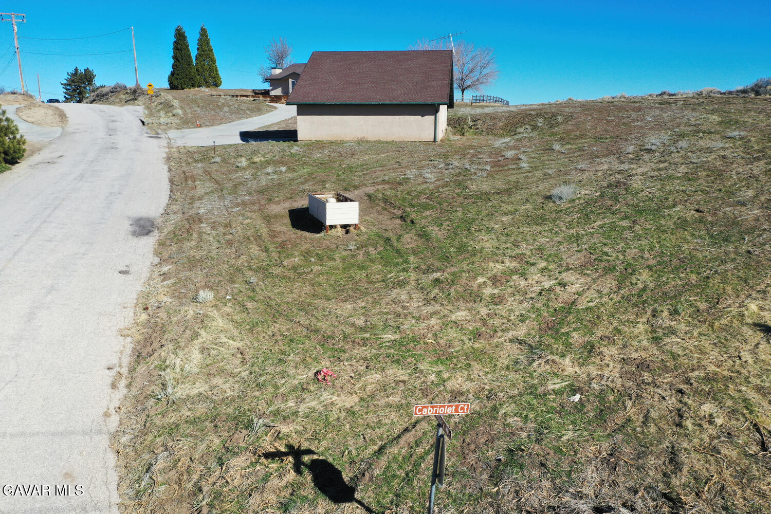 26801 Cabriolet Court Tehachapi, CA 93561 - Photo 60 of 60 a view of outdoor space and yard