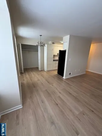 $1,895 | 360 Knickerbocker Road, Unit 28, Dumont, NJ 07628