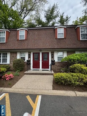$1,895 | 360 Knickerbocker Road, Unit 28, Dumont, NJ 07628