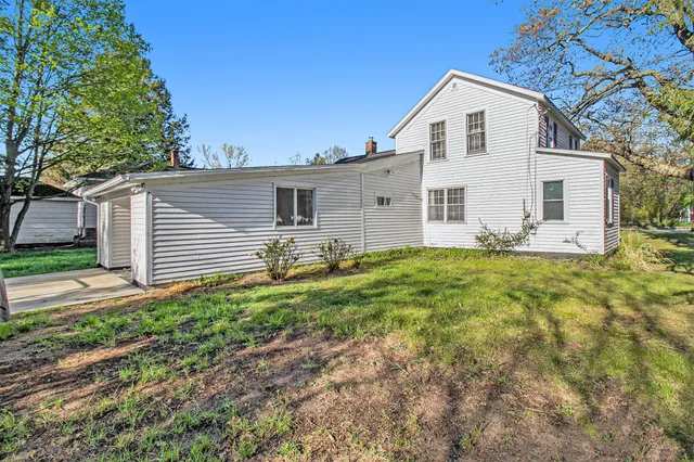 $399,000 | 620 North Lakeshore Drive, Ludington, MI 49431