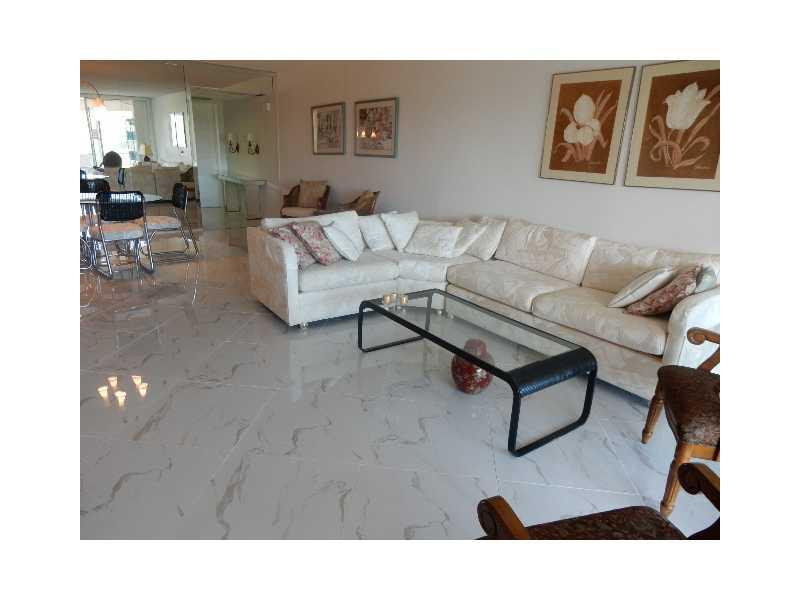 2600 South Course Drive, Unit 503 Pompano Beach, FL 33069 - Photo 16 of 18 Living Room