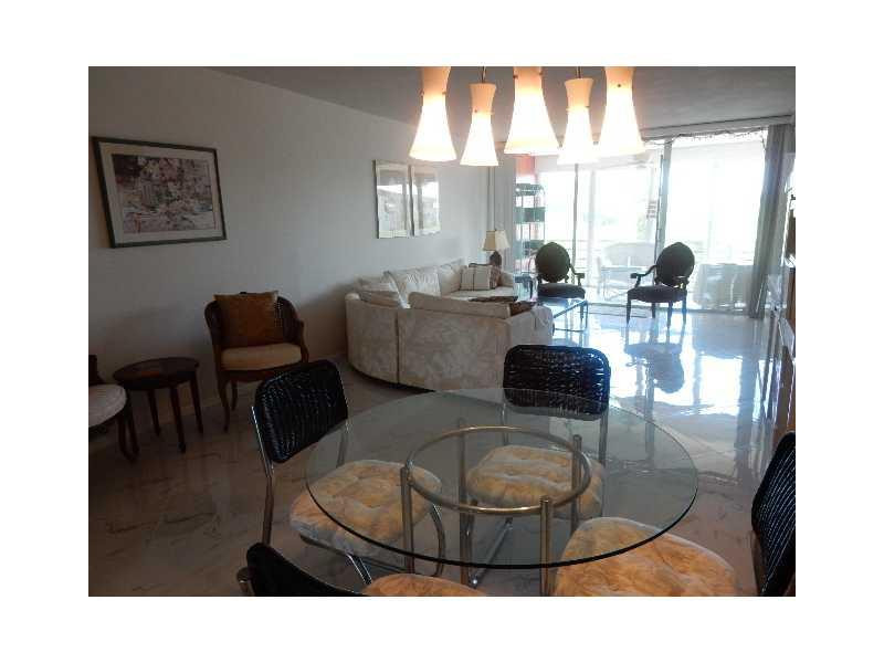 2600 South Course Drive, Unit 503 Pompano Beach, FL 33069 - Photo 17 of 18 Living Room