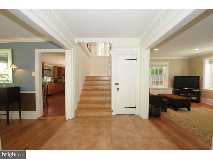309 Bangor Road Bala Cynwyd, PA 19004 - Photo 2 of 24 Foyer